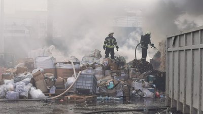 На Київщині горить підприємство з утилізації хімічних речовин, є постраждалі