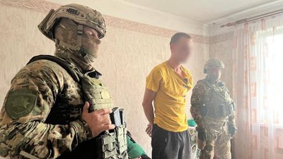 У Мукачеві затримали чоловіка, якого підозрюють у торгівлі наркотиками