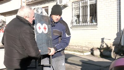 На Черкащині переселенцям роздають буржуйки На Черкащині переселенцям роздають буржуйки