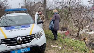 Постійно на зв’язку. Як працює поліцейський офіцер у Галицинівській громаді Миколаївщини Постійно на зв’язку. Як працює поліцейський офіцер у Галицинівській громаді Миколаївщини
