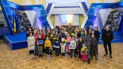 У Києві внутрішні переселенці отримали ордери на квартири — Кличко