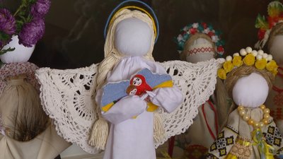 Найпопулярніша під час війни лялька-мотанка у вигляді янголів Найпопулярніша під час війни лялька-мотанка у вигляді янголів