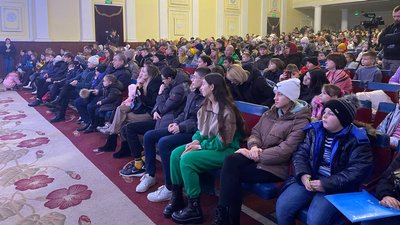"Дякуємо Кіровоградщині за зустріч наших людей та чекаємо їх вдома" – заступниця начальника Донецької ОВА "Дякуємо Кіровоградщині за зустріч наших людей та чекаємо їх вдома" – заступниця начальника Донецької ОВА