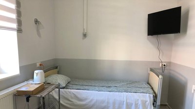 У лікарні в Чернівецькій області відкрили палату для людей з інвалідністю