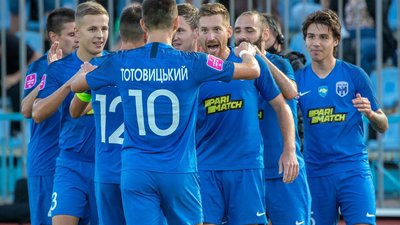 В матчі з двома видаленнями чернігівська Десна перемогла Дніпро-1