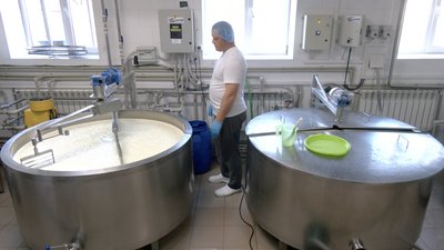 Сироварня на Черкащині розширила асортимент завдяки державному гранту у пів мільйона гривень Сироварня на Черкащині розширила асортимент завдяки державному гранту у пів мільйона гривень