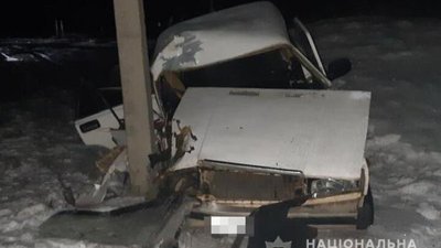 На Харківщині в ДТП загинула вагітна жінка: водій був п'яним На Харківщині в ДТП загинула вагітна жінка: водій був п'яним