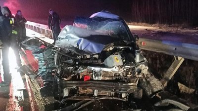 На Житомирщині у ДТП загинув батько з двома синами