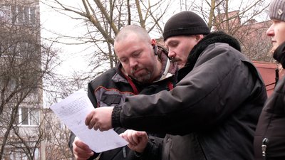 Бояться забудови: мешканці будинку у Рівному — проти знесення гаражів. Влада відповіла Бояться забудови: мешканці будинку у Рівному — проти знесення гаражів. Влада відповіла