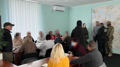 Державна зрада. СБУ затримала миколаївського посадовця під час наради у мера