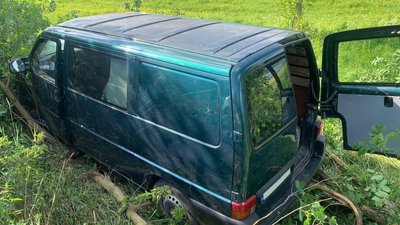 Нетверезий водій на Волині з'їхав у кювет: пасажира ушпиталили Нетверезий водій на Волині з'їхав у кювет: пасажира ушпиталили