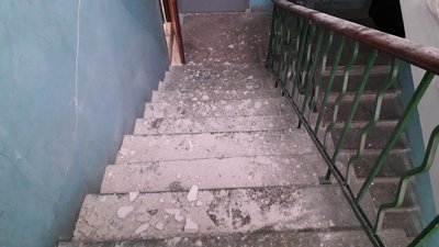 У Запоріжжі через підтоплення руйнується будинок: що кажуть в управляючій компанії У Запоріжжі через підтоплення руйнується будинок: що кажуть в управляючій компанії