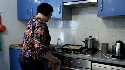 Ліплять та випікають: на Вінничичні діти готують печиво для українських захисників Ліплять та випікають: на Вінничичні діти готують печиво для українських захисників