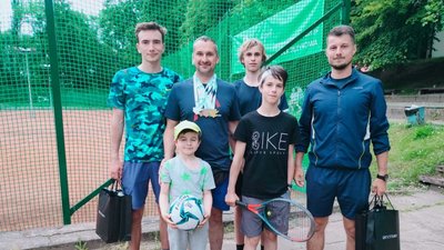 Сумські тенісисти завоювали медалі у двох європейських чемпіонатах Сумські тенісисти завоювали медалі у двох європейських чемпіонатах