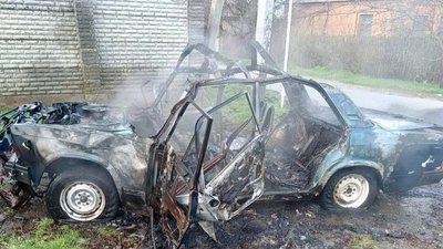 Нікополь, дрон, авто, поранені