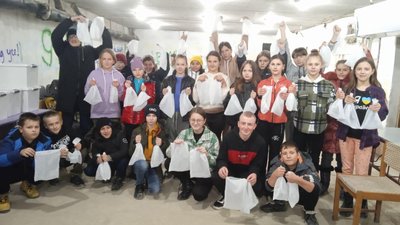 Пошили понад 6 тисяч екоторбинок. Школа з Кіровоградщини перемогла у всеукраїнському екологічному проєкті Пошили понад 6 тисяч екоторбинок. Школа з Кіровоградщини перемогла у всеукраїнському екологічному проєкті