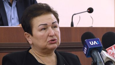 Ліцеїсти Житомирського обласного ліцею знову вийшли на протест Ліцеїсти Житомирського обласного ліцею знову вийшли на протест