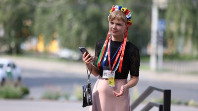 Першими переглядають стрічку "Довбуш": як у Чернівцях минає перший день Одеського кінофестивалю