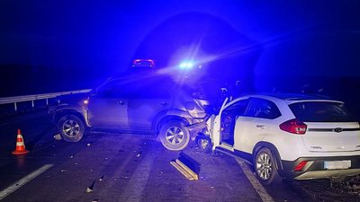 На Житомирщині через ДТП перекрили рух в напрямку Коростеня На Житомирщині через ДТП перекрили рух в напрямку Коростеня