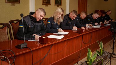 Жителі Тернопільщини написали радіодиктант Національної єдності Жителі Тернопільщини написали радіодиктант Національної єдності