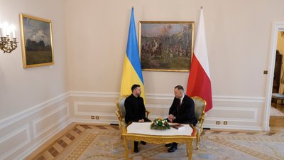 Президент України Володимир Зеленський, президент Польщі Кароль Навроцький