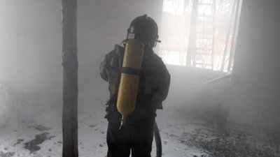 На Прикарпатті горів двоповерховий будинок На Прикарпатті горів двоповерховий будинок