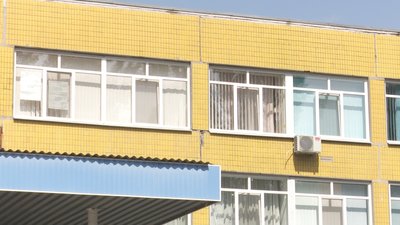 У школах Дніпра мають вакцинувати понад 80% персоналу шкіл для навчання офлайн У школах Дніпра мають вакцинувати понад 80% персоналу шкіл для навчання офлайн