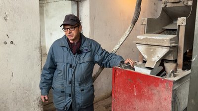 "Хто хоче свого запашного хліба, той їде": як працює млин на Волині "Хто хоче свого запашного хліба, той їде": як працює млин на Волині