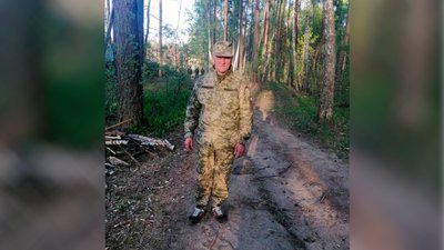 На Чернігівщині попрощалися з двома солдатами Миколою Самозвоном та Віктором Матушкіним