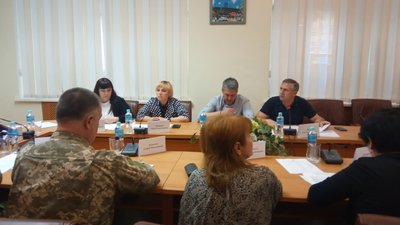У Житомирі комісія обстежила більше 200 пошкоджених ракетними обстрілами об'єктів У Житомирі комісія обстежила більше 200 пошкоджених ракетними обстрілами об'єктів
