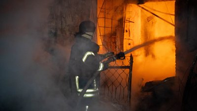 Атака РФ на Одесу 28 березня 2026 року, ДСНС, пожежа