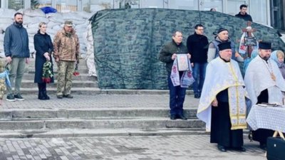 На Черкащині попрощалися з солдатом, який загинув на війні з Росією