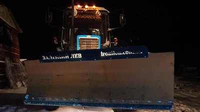 Сніг на Миколаївщині: дороги розчищав 71 спецавтомобіль Сніг на Миколаївщині: дороги розчищав 71 спецавтомобіль