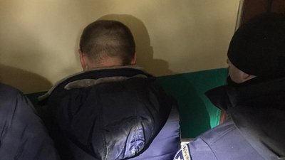 В Ужгороді чоловік викрав авто, ще одне пограбував В Ужгороді чоловік викрав авто, ще одне пограбував