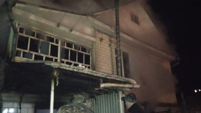 У Новгороді-Сіверському двоє дітей отримали опіки під час пожежі: вони в реанімації