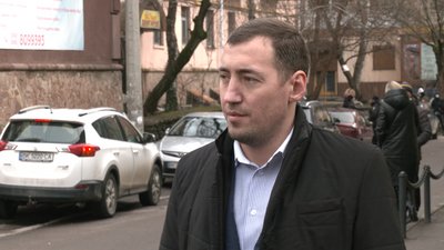 Суд по гвалтівнику Суд по гвалтівнику