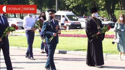 Покладання квітів з нагоди вшанування загиблих у Другій світовій війні Покладання квітів з нагоди вшанування загиблих у Другій світовій війні