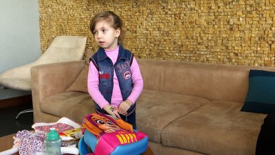 У мережі з'явилася петиція із закликом повернути маму Алісі з "Азовсталі"