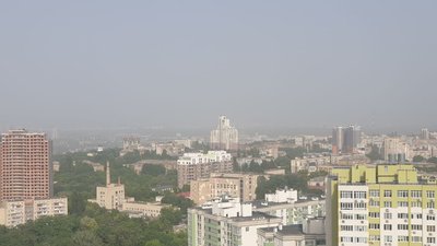Наслідки пилової бурі з Астрахані у Києві Наслідки пилової бурі з Астрахані у Києві