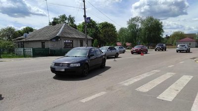 На Житомирщині під колеса автомобіля потрапив 7-річний хлопчик На Житомирщині під колеса автомобіля потрапив 7-річний хлопчик
