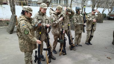 33 команди та майже 200 учасників: у Миколаєві відбулися змагання з лазертагу