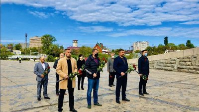 У Черкасах відзначать 9 травня в умовах карантину У Черкасах відзначать 9 травня в умовах карантину