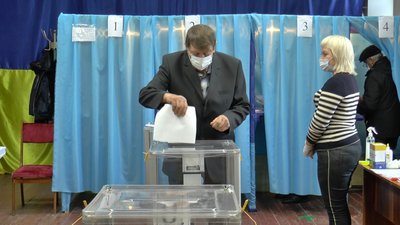 Виборча дільниця у селищі Диканька Виборча дільниця у селищі Диканька