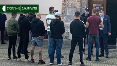 Акцію «Захист країни – не злочин» провели в Ужгороді Акцію «Захист країни – не злочин» провели в Ужгороді