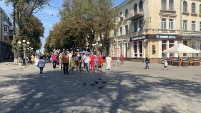 «У нас тривають бойові дії»: у Полтаві влаштували «Марш захисників України»