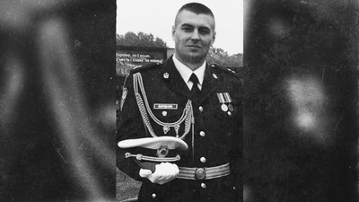 На Сновщині попрощалися з Іваном Бердником, який загинув у бою на Запоріжжі