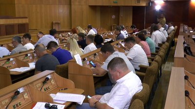 Франківські депутати просять уряд доповнити шкільну програму предметом "Основи християнської етики" Франківські депутати просять уряд доповнити шкільну програму предметом "Основи християнської етики"