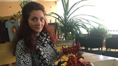 Житомирянка Людмила Столярчук презентувала свої вироби на першій персональній виставці у бібліотеці Житомирянка Людмила Столярчук презентувала свої вироби на першій персональній виставці у бібліотеці