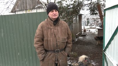 Власник притулку Юрій Микитюк Власник притулку Юрій Микитюк