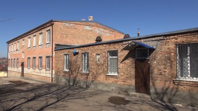 Капітального ремонту не було з 70-х років : у Бахмуті Червоний Хрест відремонтував морг Капітального ремонту не було з 70-х років : у Бахмуті Червоний Хрест відремонтував морг